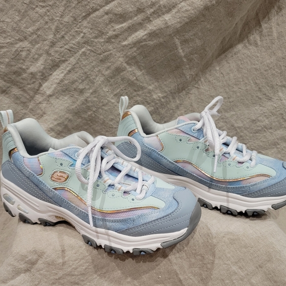 Skechers Sport D'Lites-Luscious Chic sneakers NWOT - Picture 2 of 9